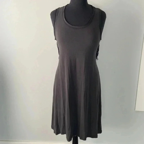 Charlie’s | Sleeveless Dress - Picture 1 of 9